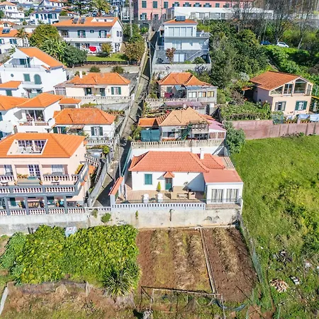 Dom wakacyjny Skyline Heights By Homie Funchal (Madeira)