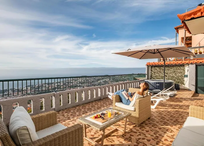 Skyline Heights By Homie Dom wakacyjny *